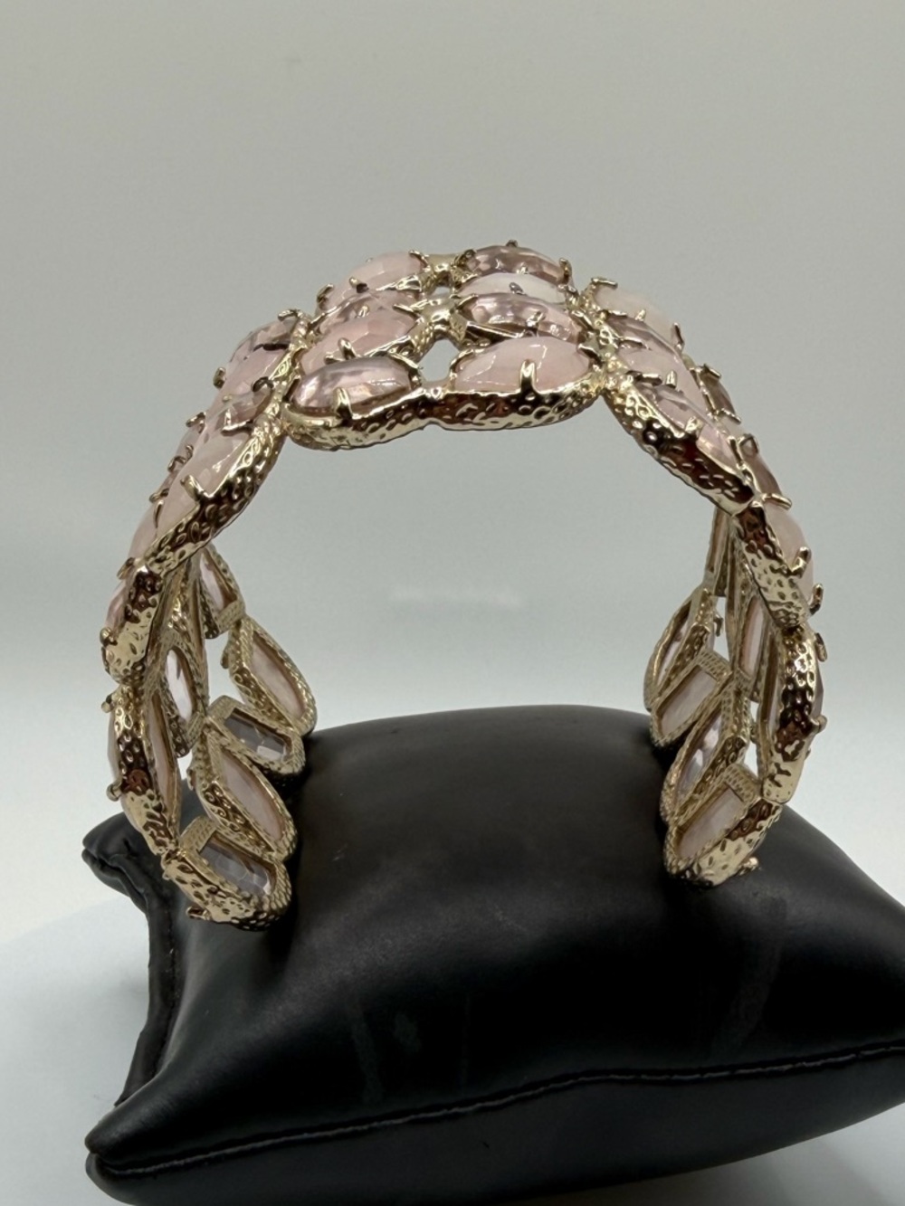 Kendra Scott Vintage Paley Gold Cuff in Rose Quartz and Pink Glass - Picture 9 of 11